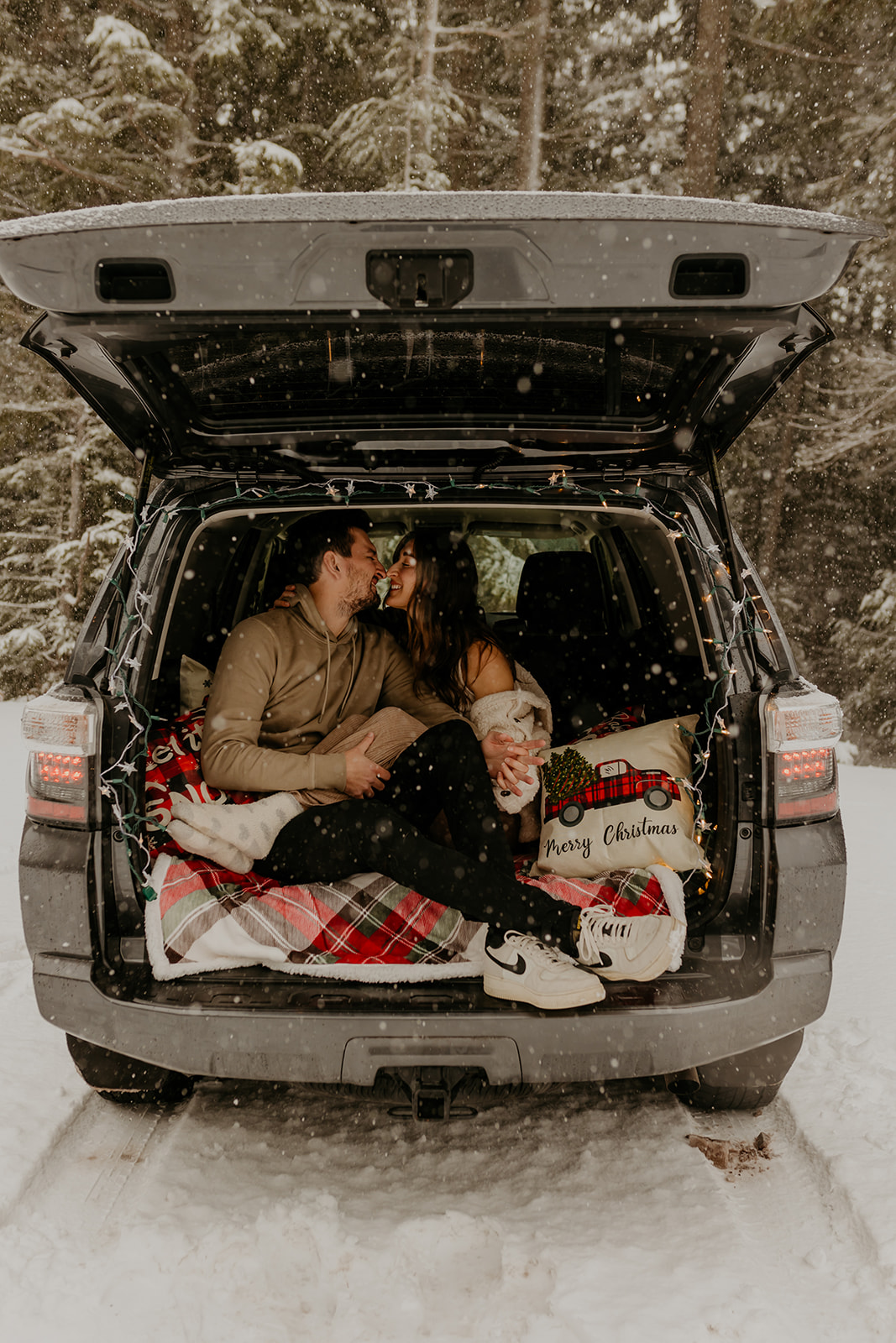 snowy couples photos