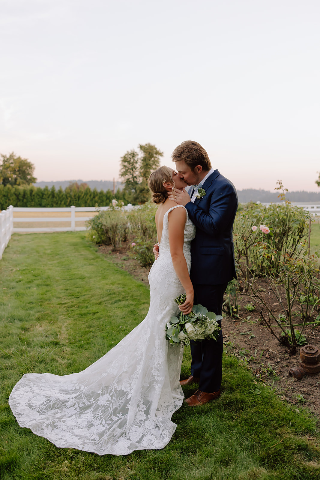 barn kestrel wedding photos