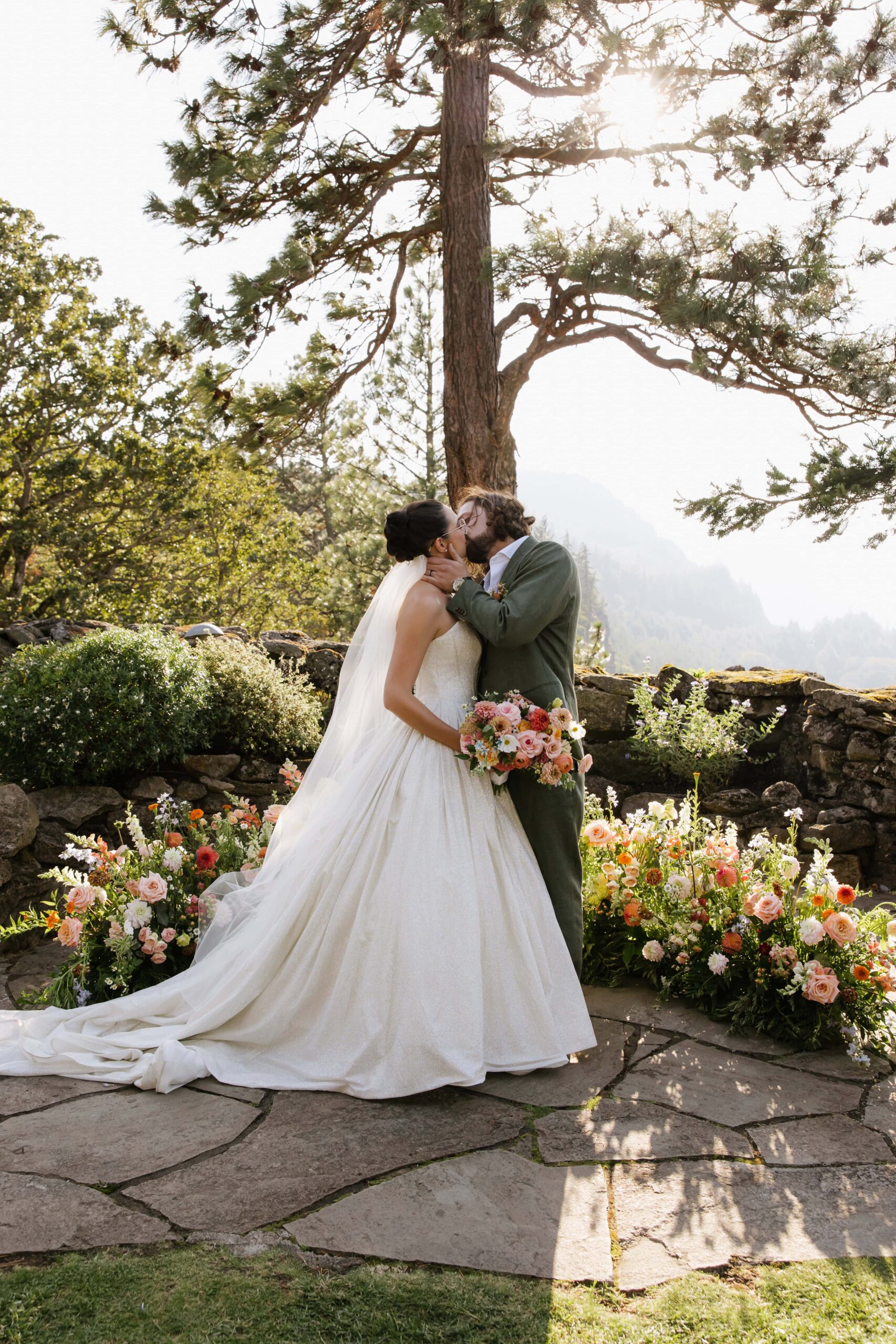 The Griffin House wedding Oregon