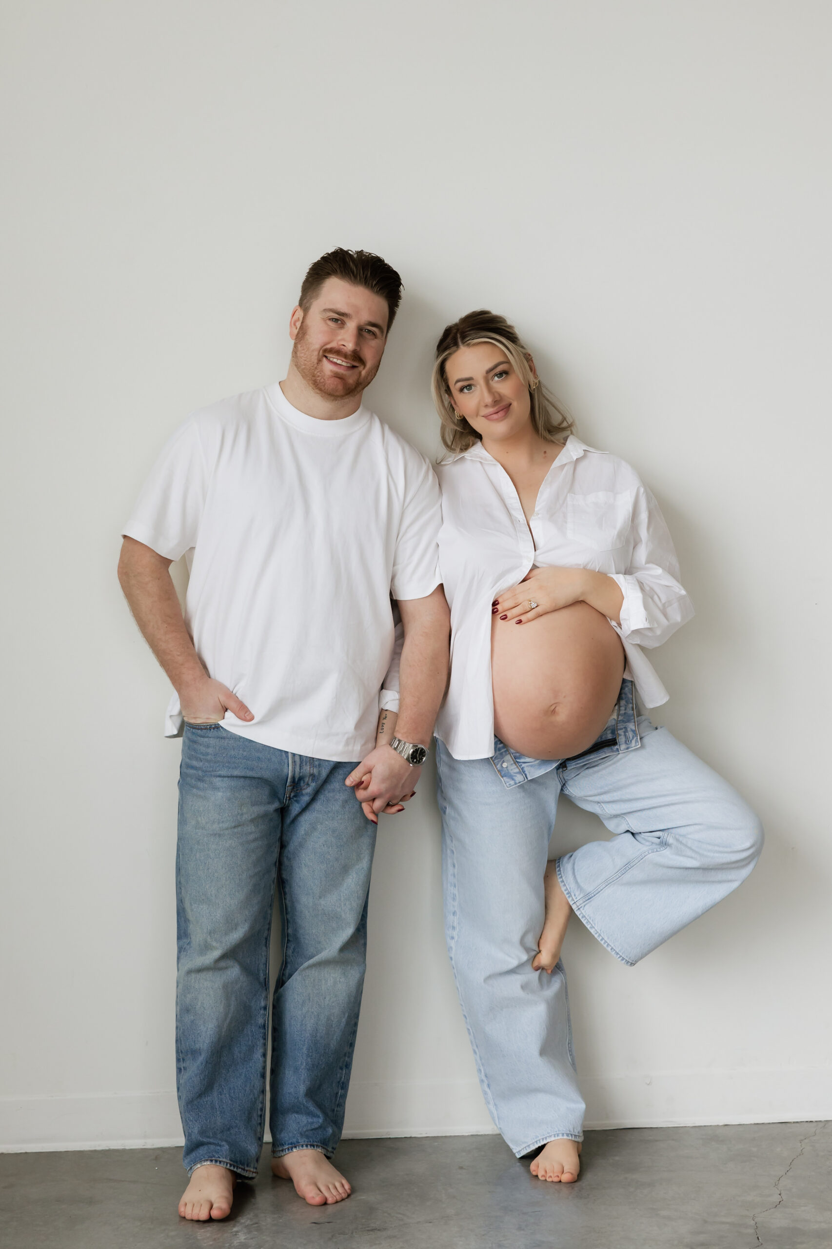 studio maternity photos
